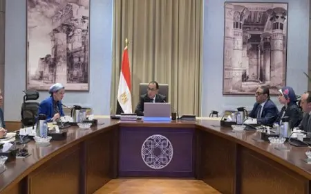 رئيس الوزراء يعقد اجتماعاً لاستعراض موقف إعلان الحيد المرجاني المصري العظيم كمحمية طبيعية