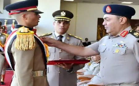 القوات المسلحة تحتفل بتخريج دفعات جديدة من المعاهد الصحية