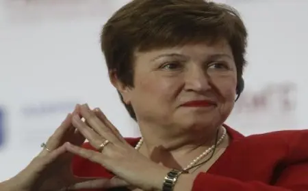 رئيسة صندوق النقد الدولي: الاقتصاد العالمي يواجه خطر النمو البطيء والدين المرتفع