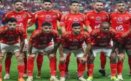 نهائي السوبر المصري .. “وسام والشحات وطاهر” في هجوم الأهلي أمام الزمالك