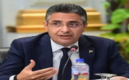 وزيرا التموين والزراعة يفتتحان سوق اليوم الواحد للمزارعين والمنتجات الغذائية بالإسكندرية