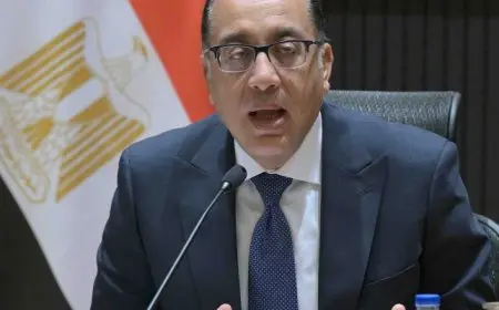 خلال زيارته لمحافظة السويس .. رئيس الوزراء يتفقد مجمع السويس الطبي