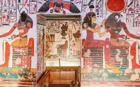 وزارة السياحة والآثار: إعادة فتح مقبرة الملكة “نفرتاري” ينعش السياحة في الأقصر