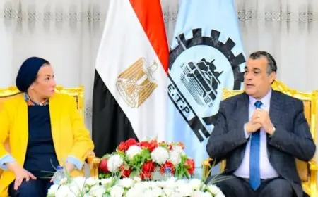 وزيرا الإنتاج الحربي والبيئة يفتتحان مصنع تدوير ألياف الموز لإنتاج عبوات كرتونية صديقة للبيئة