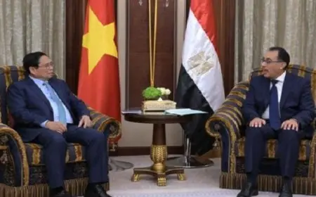 رئيس الوزراء: نتطلع لدعم العلاقات الاقتصادية مع فيتنام خاصة في مجال الصناعة