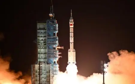 الصين تطلق مركبة الفضاء “شنتشو-19” إلى محطتها المدارية في مهمة تستمر 6 أشهر