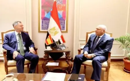 وزير الصناعة يبحث مع سفير إسبانيا بالقاهرة سبل تعزيز مجالات التعاون بين البلدين