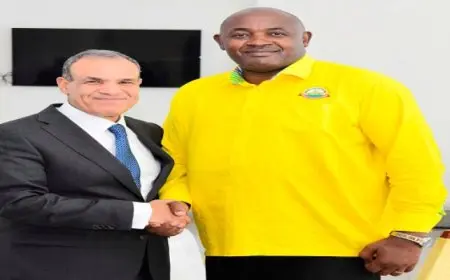 وزير الخارجية يلتقى وزير الاتصالات وتكنولوجيا المعلومات الأوغندى