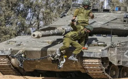 الجيش الإسرائيلي يعلن مقتل أحد عناصره إثر انفجار قنبلة يدوية في غزة