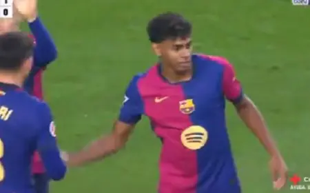 برشلونة يعزز صدارة الدوري الإسباني بثلاثية ضد إسبانيول