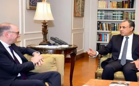 وزير الخارجية والهجرة يستقبل وزير الدولة الألماني للتعاون الاقتصادي والتنمية