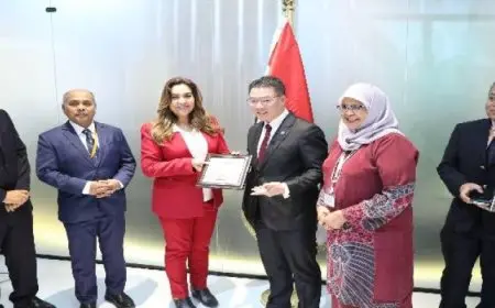 وزيرة التنمية المحلية تبحث مع وزير الإسكان والحكم المحلي الماليزي مجالات التعاون المشترك