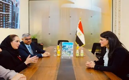 وزيرة التخطيط والتعاون الدولي تبحث تعزيز التعاون مع وزيرة الإسكان البحرينية على هامش “المنتدى الحضري”