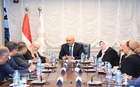 وزير التعليم يبحث مع على جمعة سبل تعزيز التعاون مع مؤسسة “مصر الخير” بعدة مشروعات متعلقة بمجال التعليم قبل الجامعي