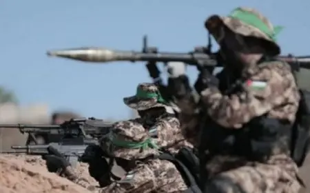 “القسام” تعلن دك قوات الاحتلال داخل موقع الرشيد بالصواريخ وقذائف الهاون