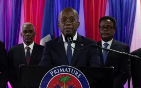 هايتي: المجلس الرئاسي الانتقالي يُقيل رئيس الوزراء “كونيل”