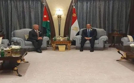 الرئيس السيسي يلتقي ملك الأردن على هامش القمة العربية الإسلامية غير العادية بالرياض