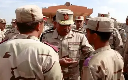 وزير الدفاع يتفقد عددا من مراكز تدريب إعداد وتأهيل المجندين بالقوات المسلحة