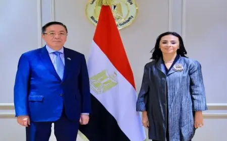 وزيرة التضامن الاجتماعي تسقبل سفير كازاخستان ويبحثان تعزيز التعاون المشترك