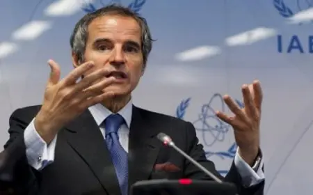 قبيل زيارته لطهران.. جروسي محذراً ” الوضع الدولي يزداد توتراً”