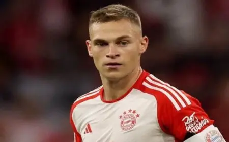 بايرن ميونيخ يتحدث عن تمديد عقدي كيميتش وموسيالا وضم فيرتز