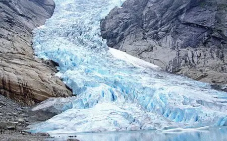 دراسة: الأرض مهددة بفقدان أنهارها الجليدية للأبد