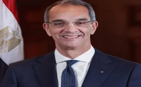 وزير الاتصالات وتكنولوجيا المعلومات يغادر إلى صربيا لبحث تعزيز التعاون المشترك