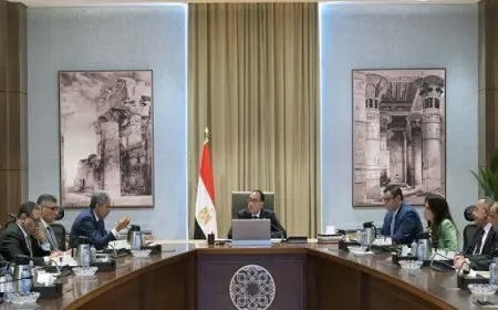 رئيس الوزراء يتابع أعمال تطوير المنطقة المحيطة بالمتحف المصري الكبير