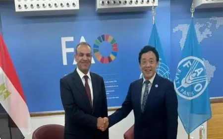 وزير الخارجية والهجرة يلتقي بمُدير عام منظمة الأغذية والزراعة “الفاو”