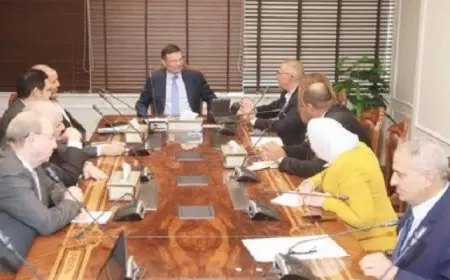 وزير الزراعة يبحث تعزيز التعاون المشترك مع إحدى أكبر الشركات العالمية لإدارة الأصول في القطاع الزراعي.