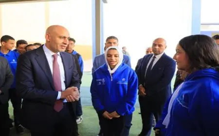 وزير التعليم يزور مدرسة “فولكس فاچن للتكنولوجيا التطبيقية” ويتفقد الورش والمعامل