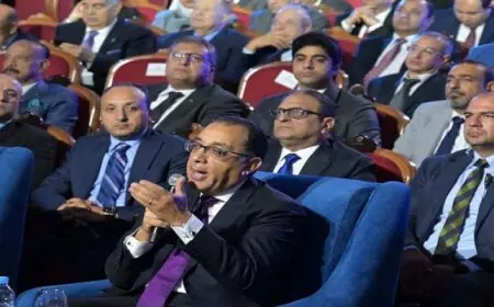 رئيس الوزراء: هدف الدولة ليس الحد من الواردات لكن استيراد السلع المُكونة في تعميق المنتج المحلي