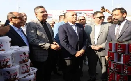 وزير التموين ومحافظ القاهرة يفتتحان سوق اليوم الواحد بالأميرية