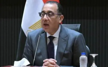 رئيس مجلس الوزراء يتفقد إنشاءات المبنى الجديد لمستشفى بولاق الدكرور العام