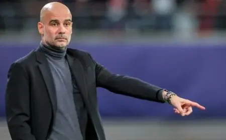 جوارديولا يعلن عن غياب 4 لاعبين في مباراة مانشستر سيتي أمام كريستال بالاس