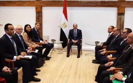 الرئيس السيسي يلتقي رئيس مجلس إدارة مجموعة شركة “أيه بي موللر ميرسك” على هامش زيارته إلى الدنمارك