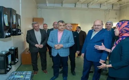 وزير الدولة للإنتاج الحربي يتفقد أحد منافذ بيع المنتجات بعد أيام من إطلاق منافذ متنقلة