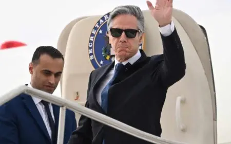 وزير خارجية أمريكا يصل العقبة للقاء العاهل الأردني