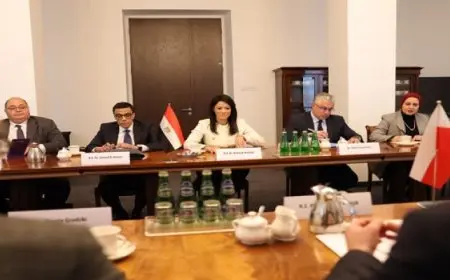 المشاط تعقد جلسة مباحثات موسعة مع نظيرها البولندي