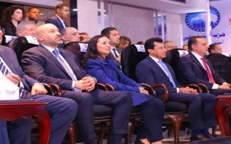 وزيرة التضامن الاجتماعي تشارك في احتفالية تجهيز 1000 عروسة بالجيزة