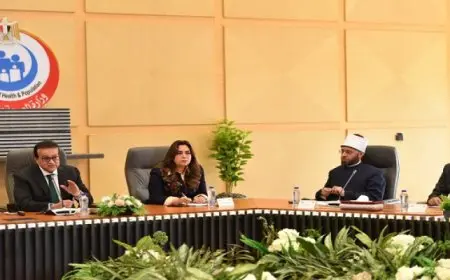 وزير الصحة: إطلاق برامج شبابية للتوعية بالمواطنة وتعميق المسؤولية الوطنية لمواجهة التحديات