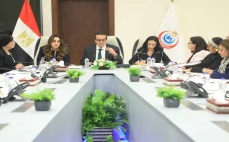 وزير الصحة يعقد اجتماعا موسعا لمتابعة تنفيذ محور التمكين الاقتصادي للمرأة