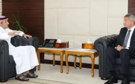 رئيس الأعلى للإعلام يلتقي رئيس المؤسسة القطرية للإعلام