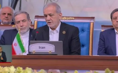 الرئيس الإيراني أمام قمة “الدول الثمانية النامية”: دول منظمة الدول الثماني ستكون قادرة على المضي قدما ودعم الشراكات