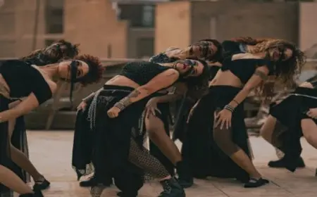 فرقة “عوالم خفية” تقدم عرضا مميزا في حفل ختام مهرجان فنون الأداء اليوم