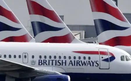 الرياح القوية تعطل رحلات جوية وبحرية بالمملكة المتحدة خلال عطلة عيد الميلاد