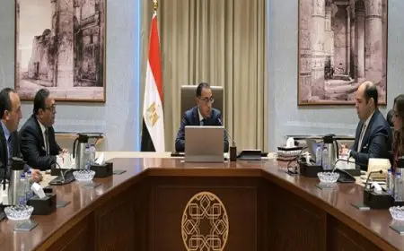 رئيس الوزراء يستعرض مع رئيس جهاز حماية المنافسة أبرز الجهود على المستوى الدولي