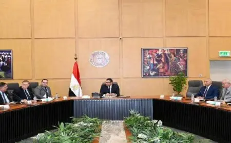 وزير الإسكان يلتقى رئيس وأعضاء اتحاد المستثمرين لبحث سبل تعزيز التعاون