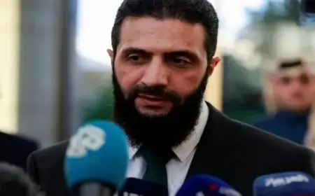 الشرع يتفق مع قادة الفصائل السورية على الاندماج مع وزارة الدفاع