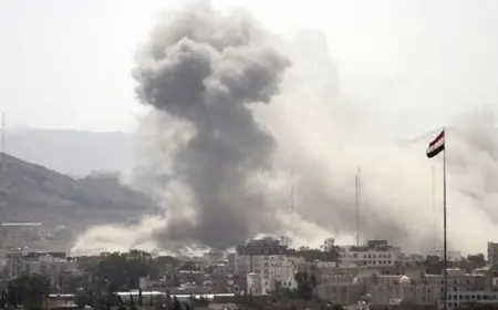غارات إسرائيلية على صنعاء والحديدة باليمن